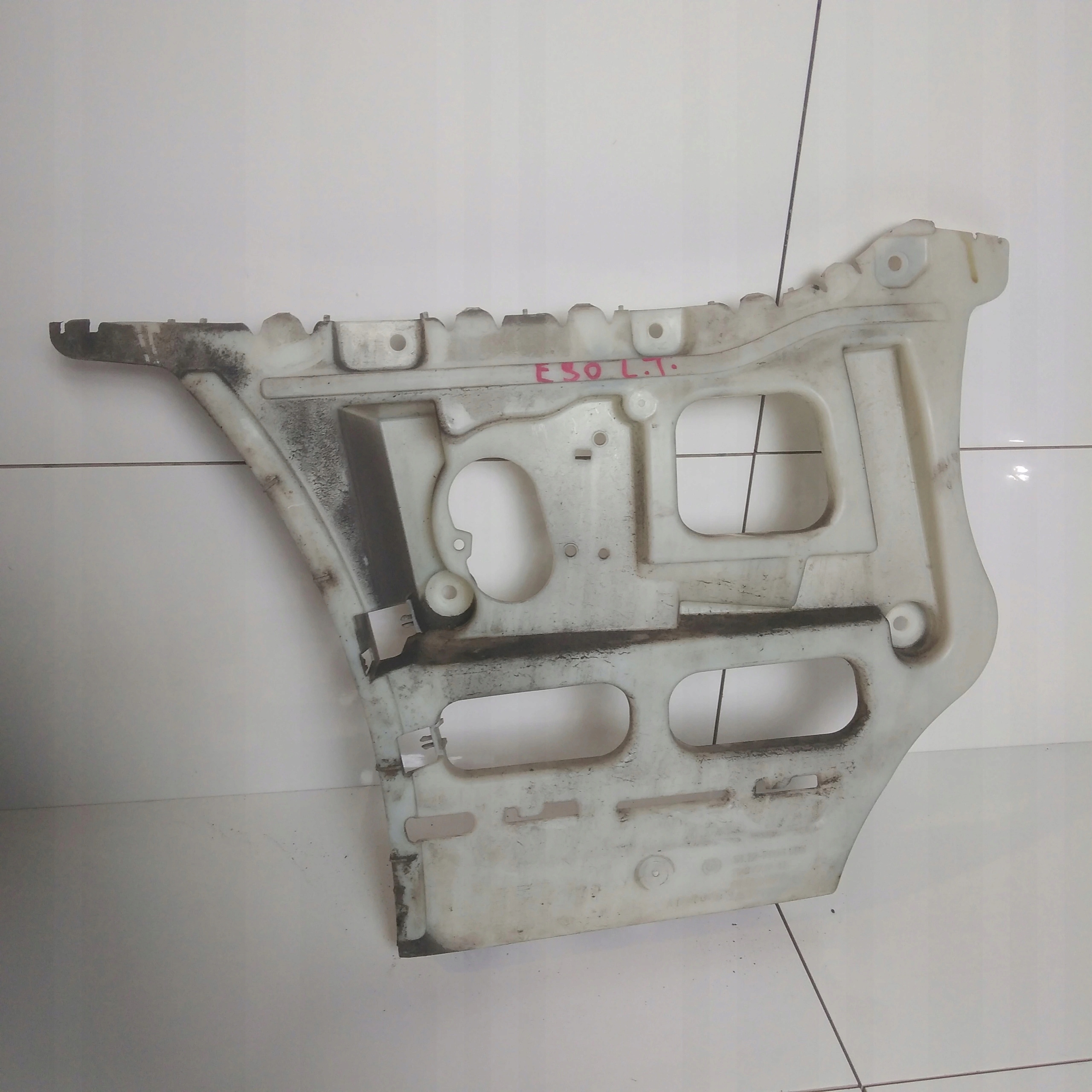 BMW E90 ŚLIZG ZDERZAKA LEWY TYŁ 7906505