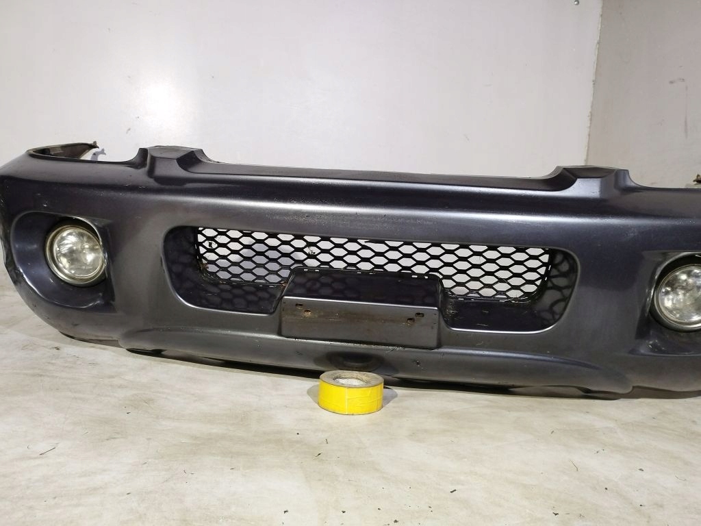 Hyundai Santa Fe and bumper front front