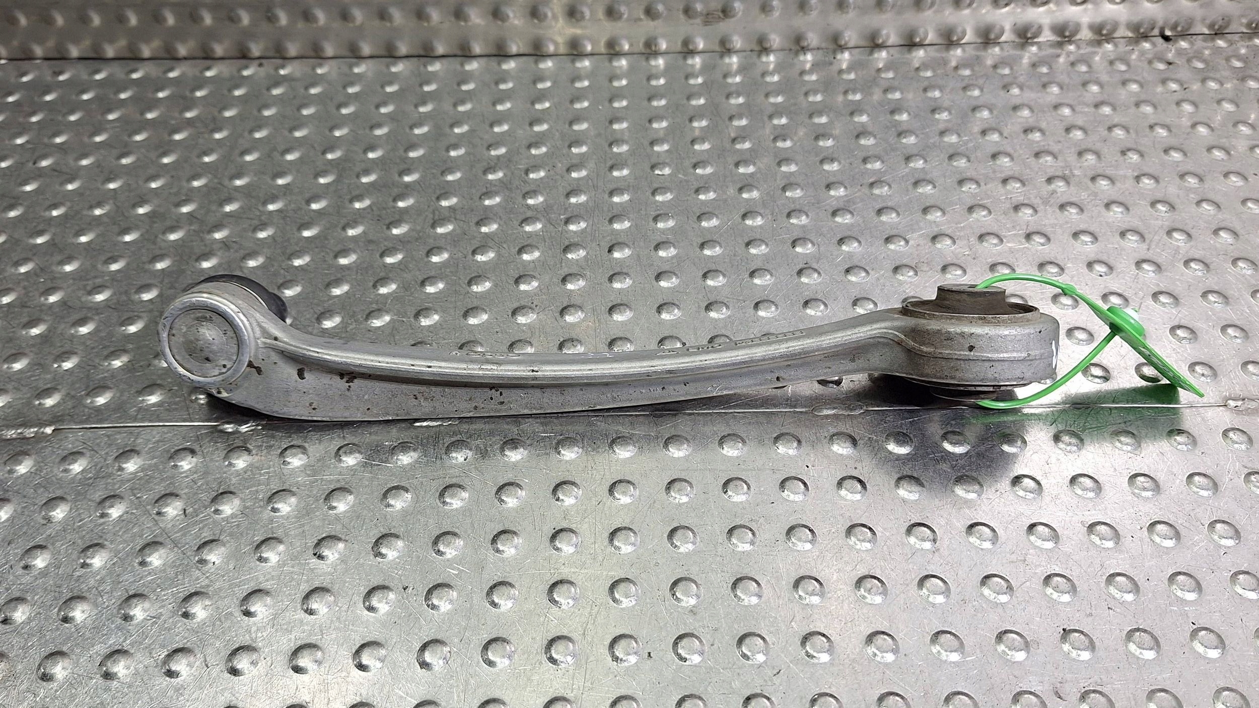 arm right front upper original 8E0407506A AUDI A4 B6 B7 A6 C5 SEAT EXEO