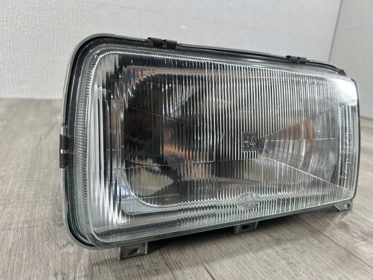 AUDI 100 C2 LIFT 1981-> light left front 1AH004080