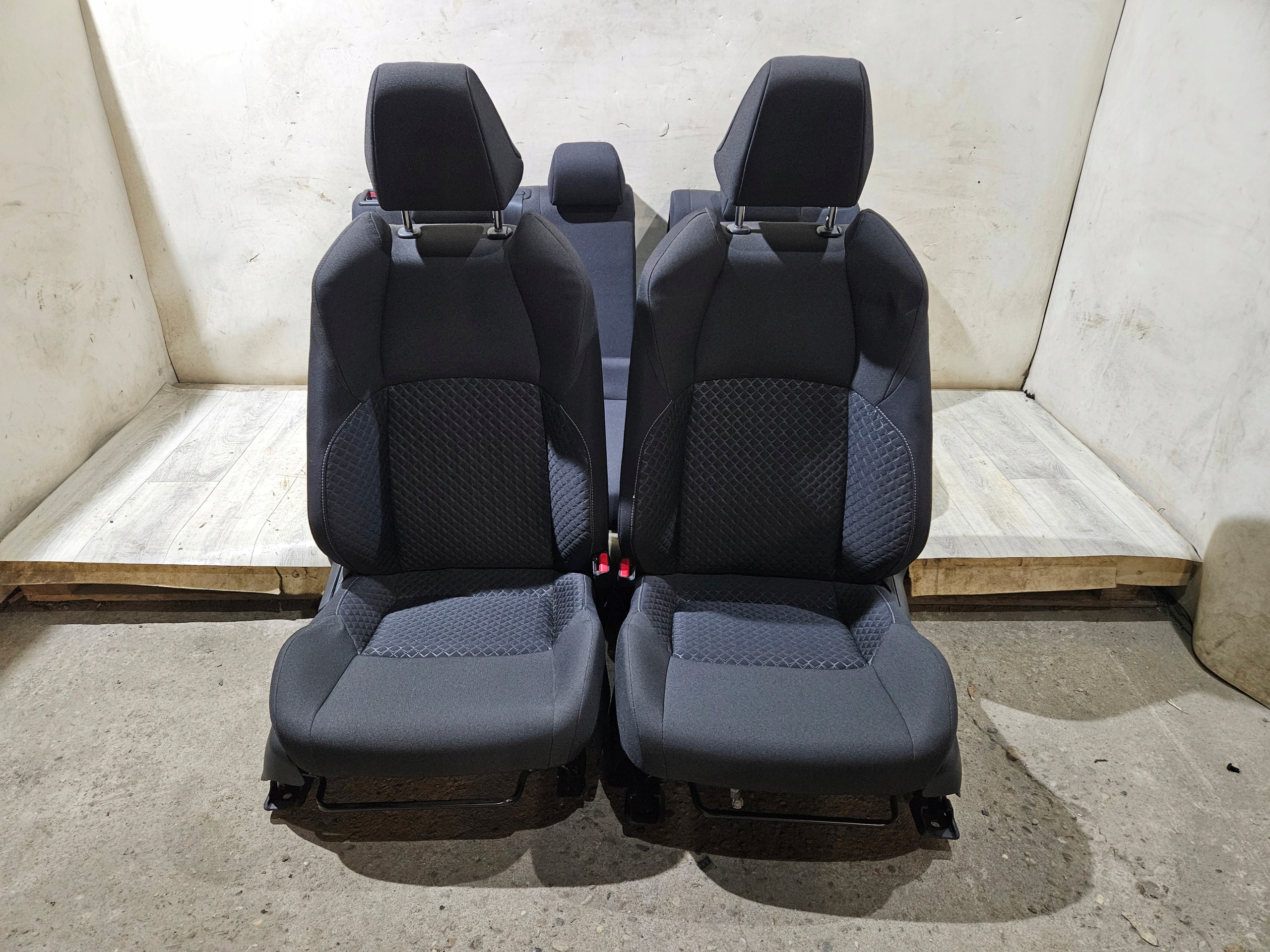 Toyota C-hr Chr Skory w Fotele, kanapy samochodowe - Allegro.pl