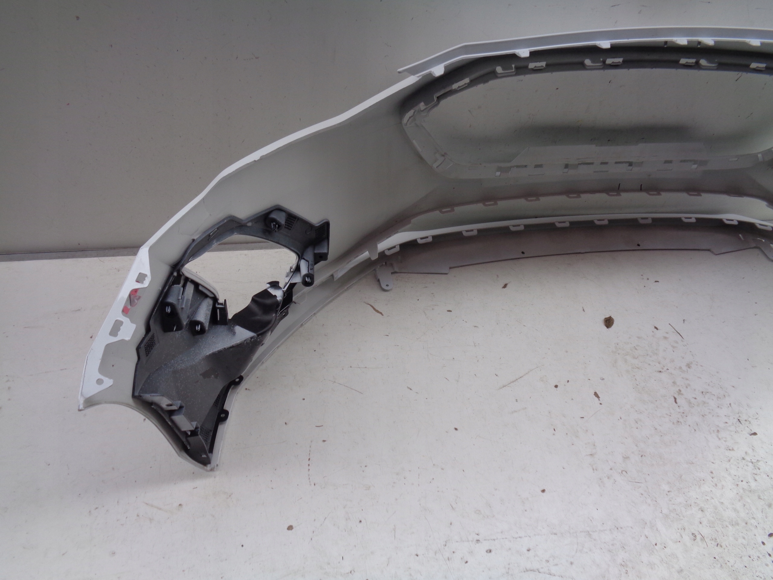 FRONTSTOSSSTANGE FORD FOCUS MK4 18- NR 38505