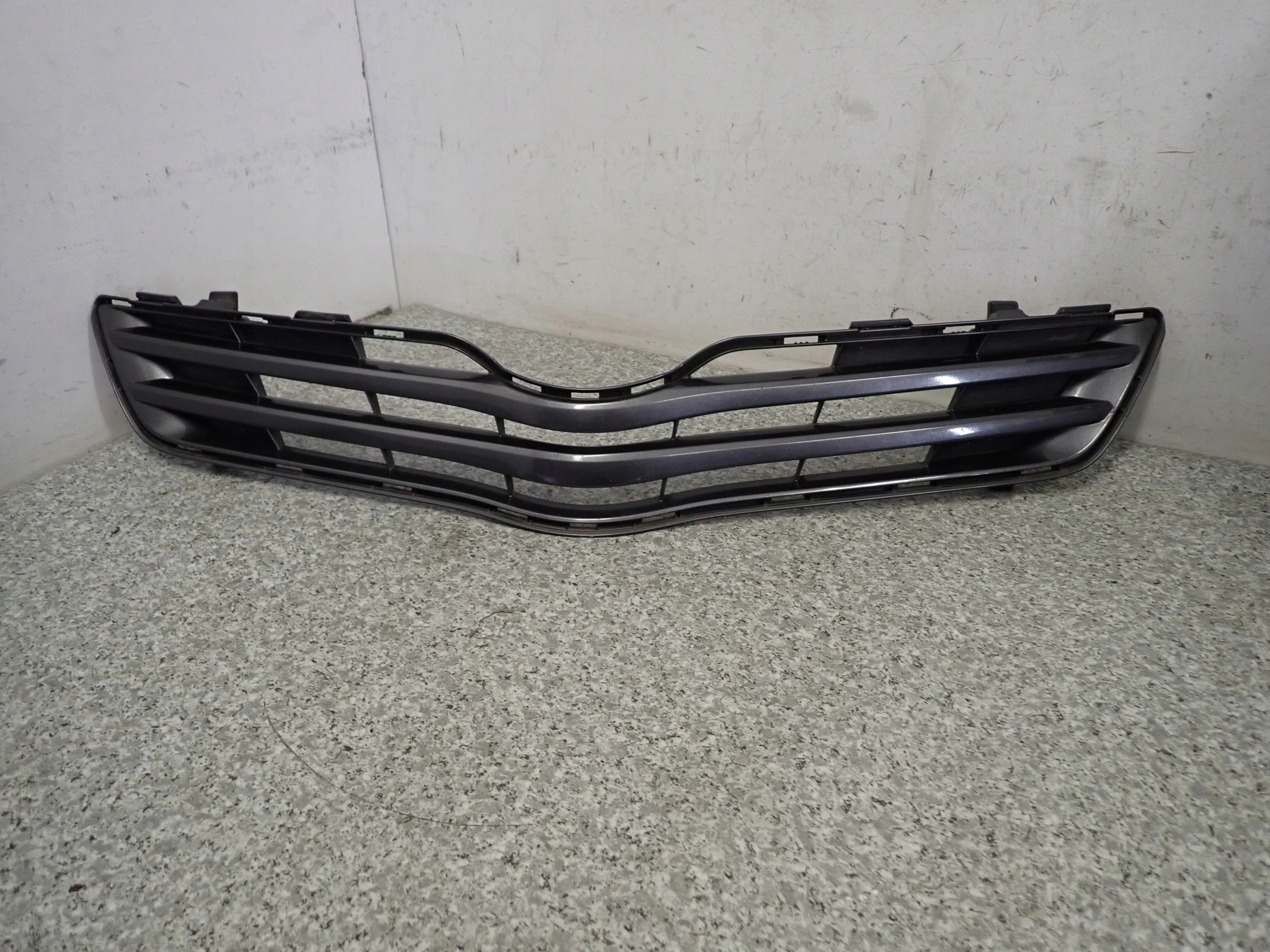 Toyota Verso AR2 Kühlergrill FRONTGRILL Kühlergitter - Thumbnail 1