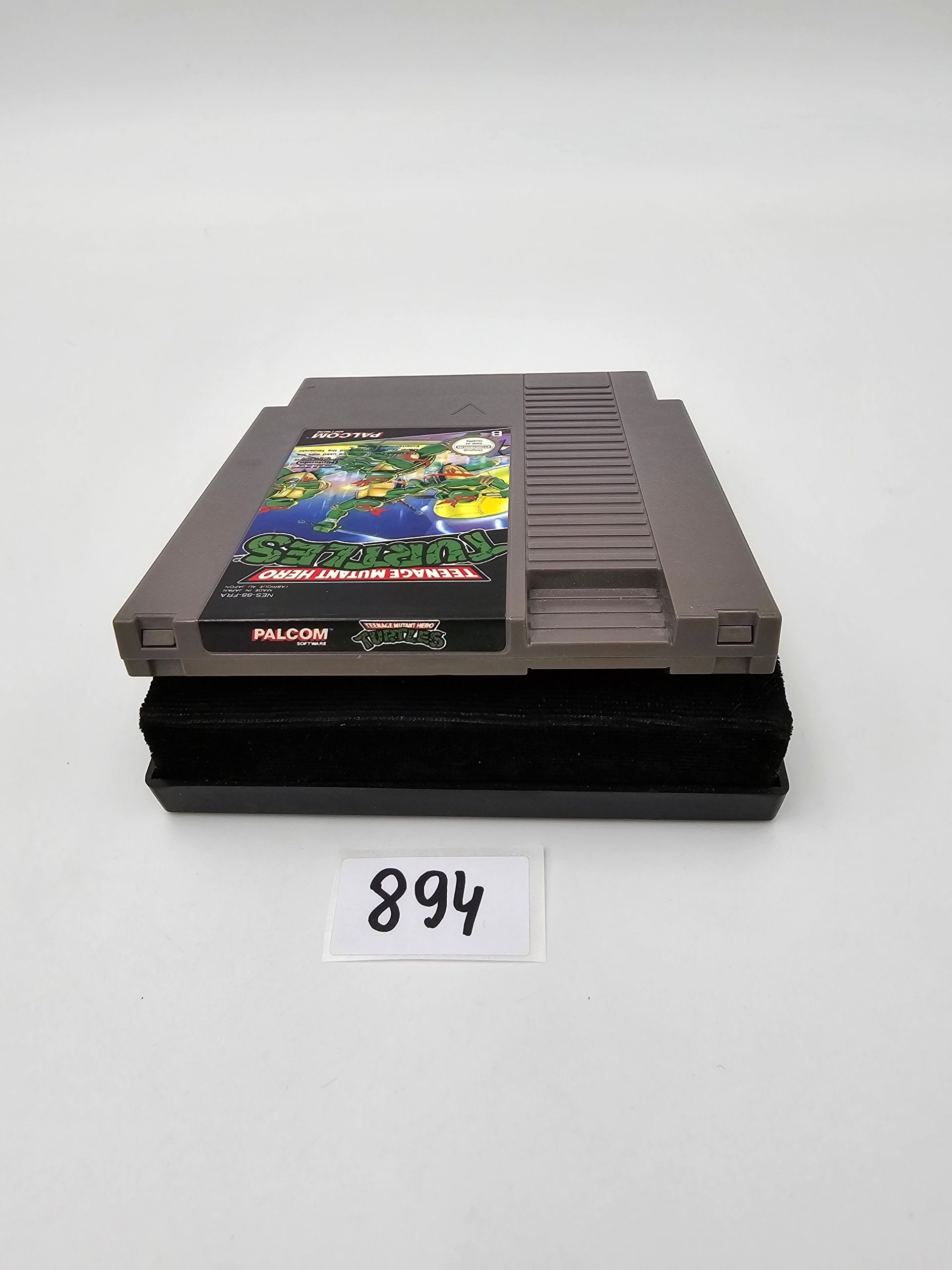 NINTENDO NES TEENAGE MUTANT HERO TURTLES ORYGINAŁ Wydawca Nintendo