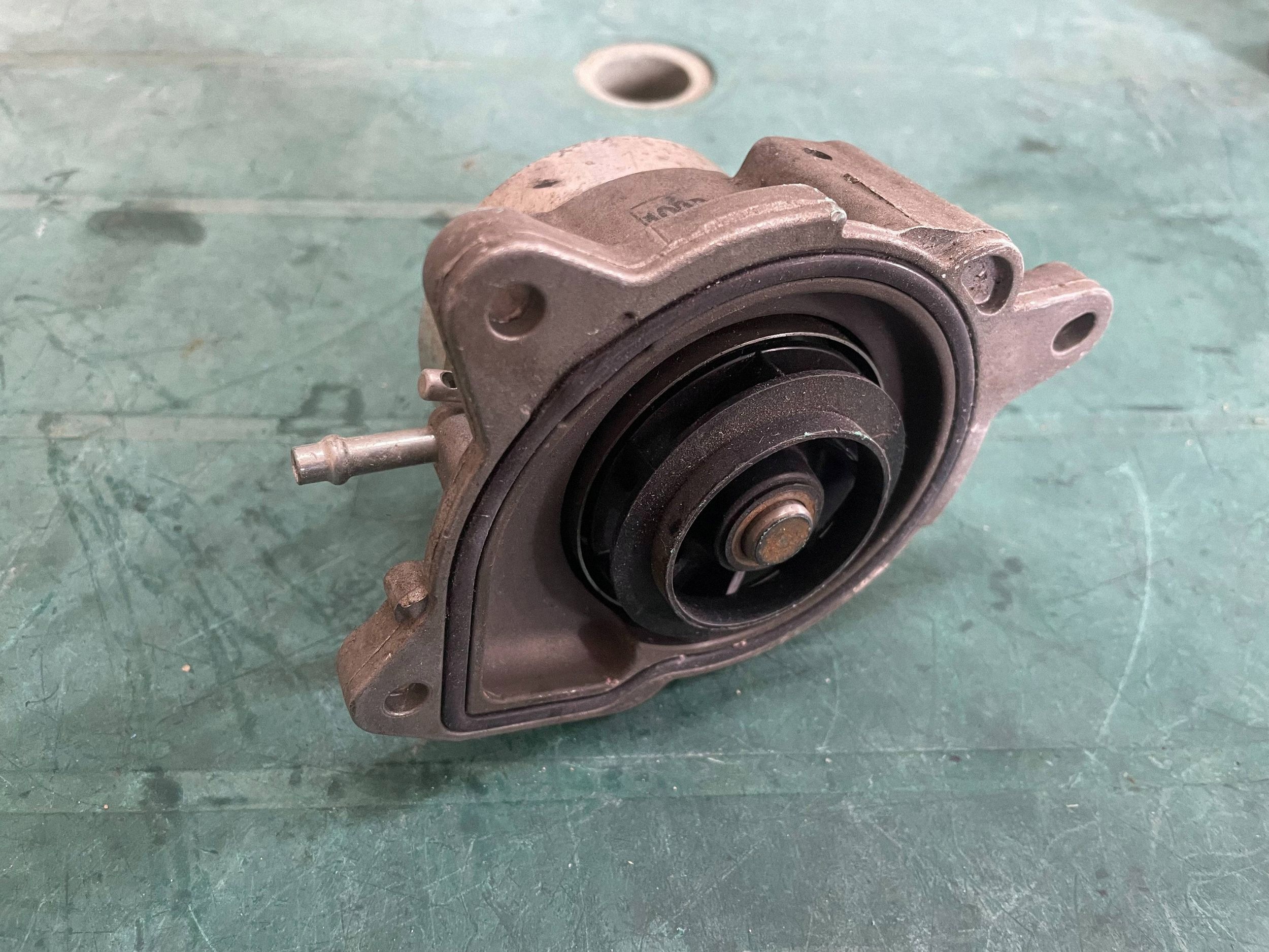 water pump SEAT IBIZA IV (6J,6P) 03F121004 @A