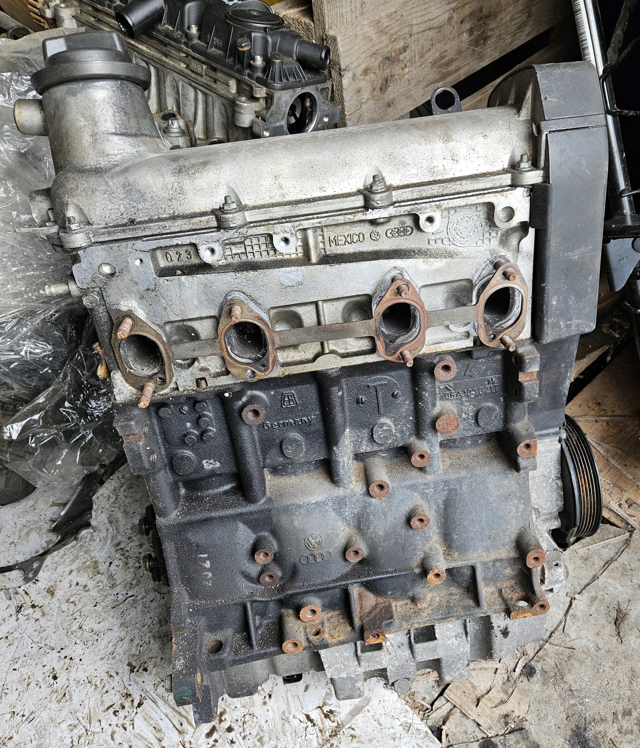 SILNIK AZJ 2.0 8V 115KM OCTAVIA GOLF IV BORA LEON NEW BEETLE