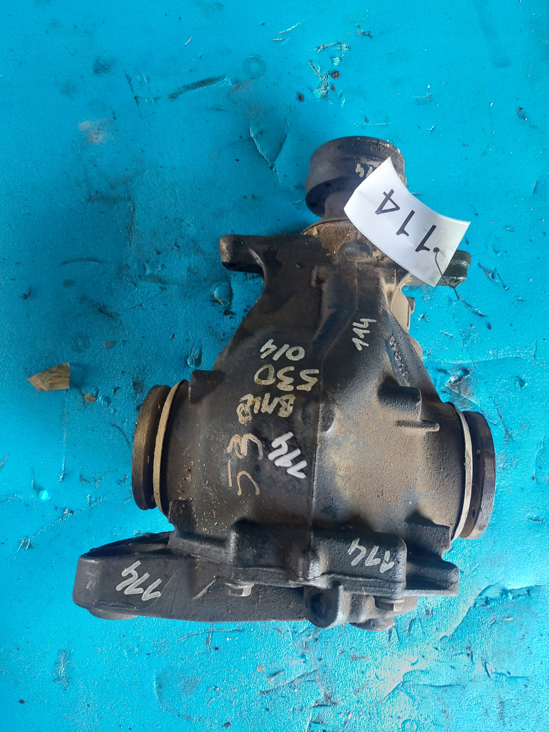 REDUKTOR diff BMW 530 D en-gjs-400-15 rear part