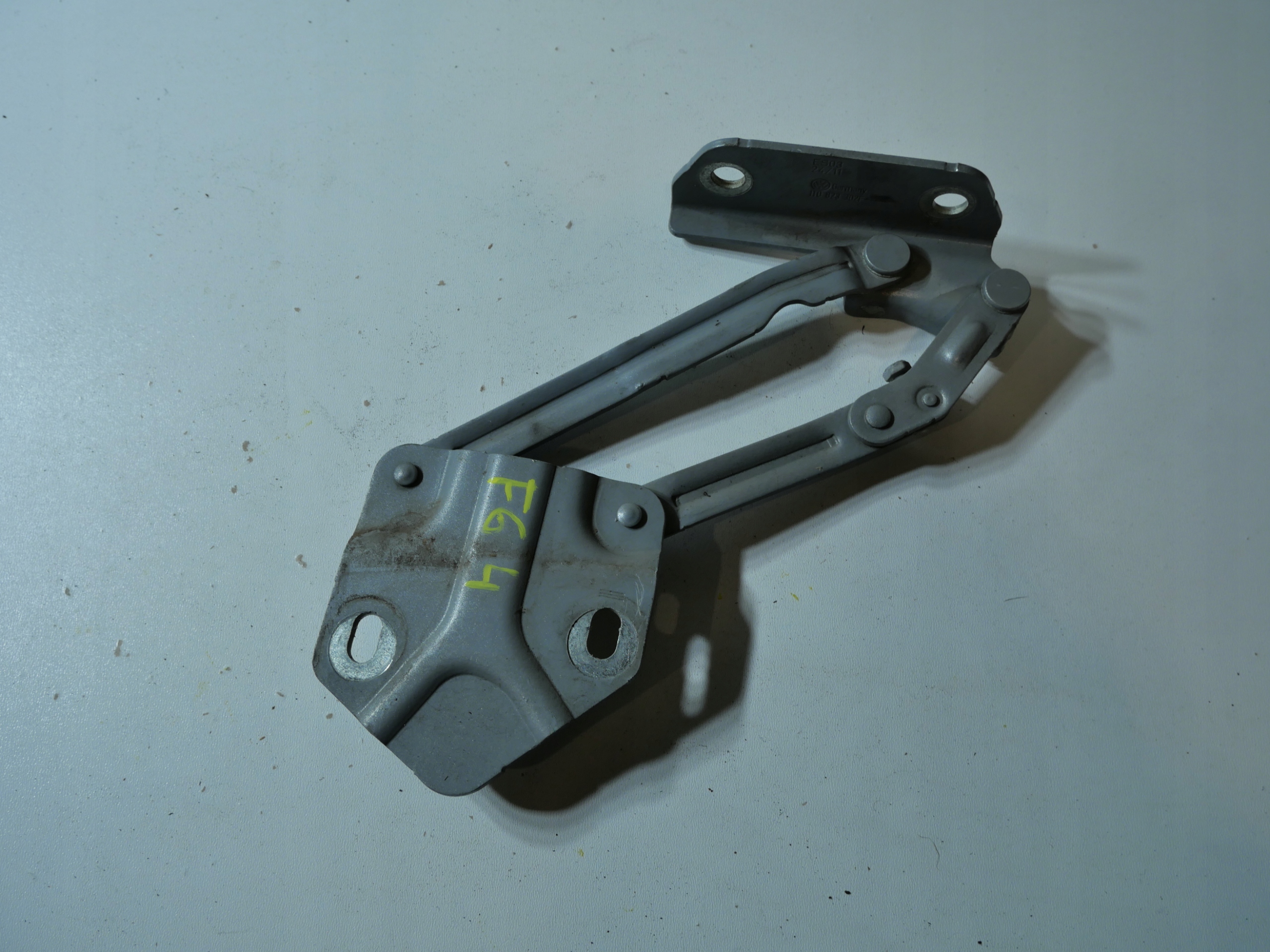 hinge bonnets right TOURAN 1T0 1T LIFT 1T0823302F