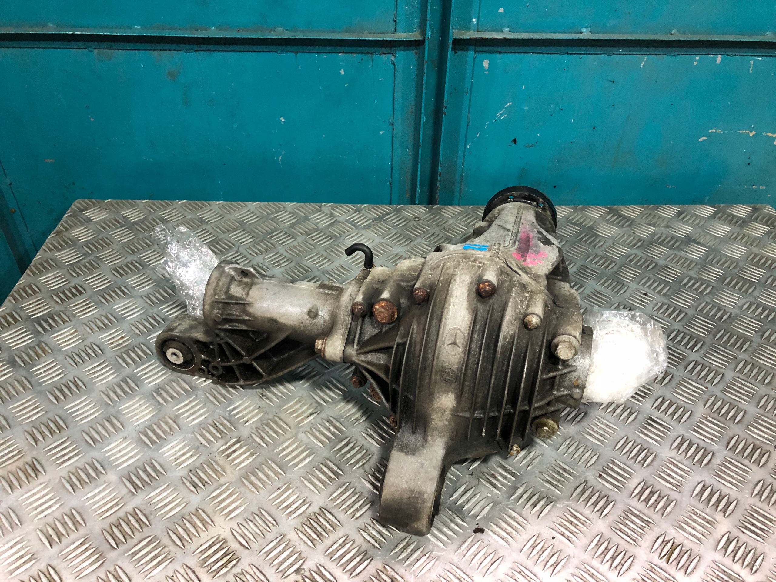 MERCEDES W251 3,2 CDI мост DYFER 2,92 передний W164