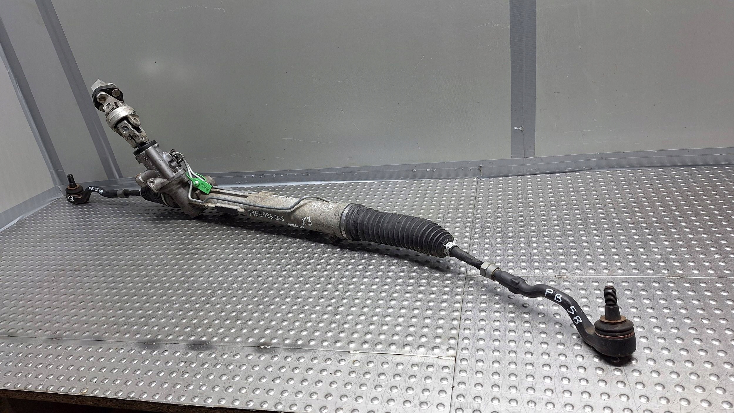 servo control 3444202 7853993268 BMW X3 E83 XDRIVE below sensor