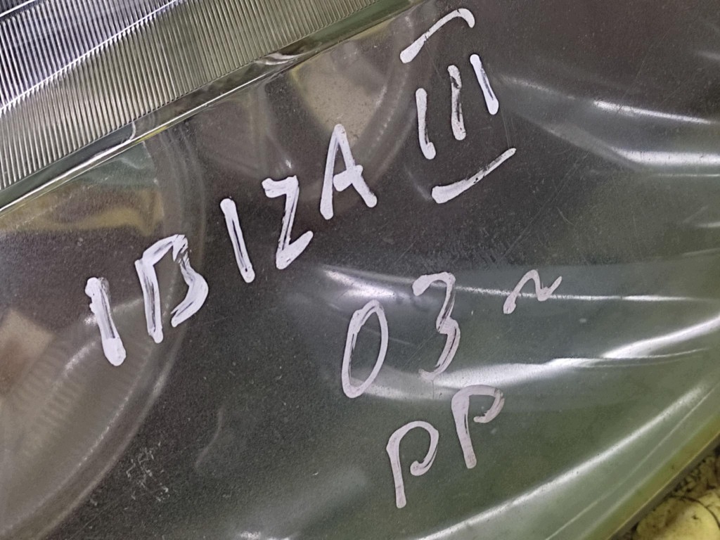SEAT IBIZA III REFLEKTOR light right front