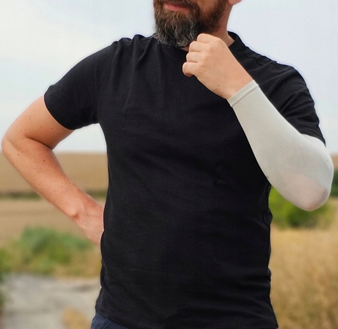 RĘKAW OCHRONNY ZAKRYWAJĄCY TATUAŻ OCHRONA UV BLACK Kod producenta 03