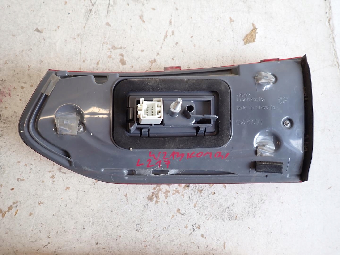 light rear part rear left MERCEDES E-KLASA W213 KOMBI 2016