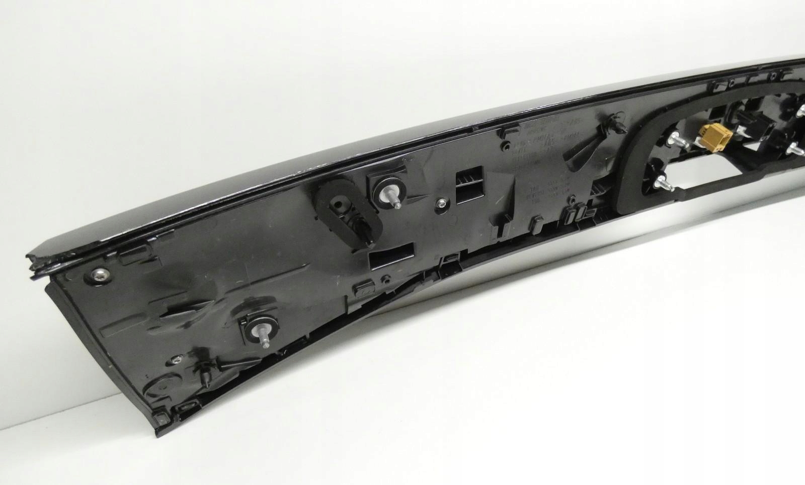 VW T-CROSS LIFT 2GM945307B 2023- cap light rear LED
