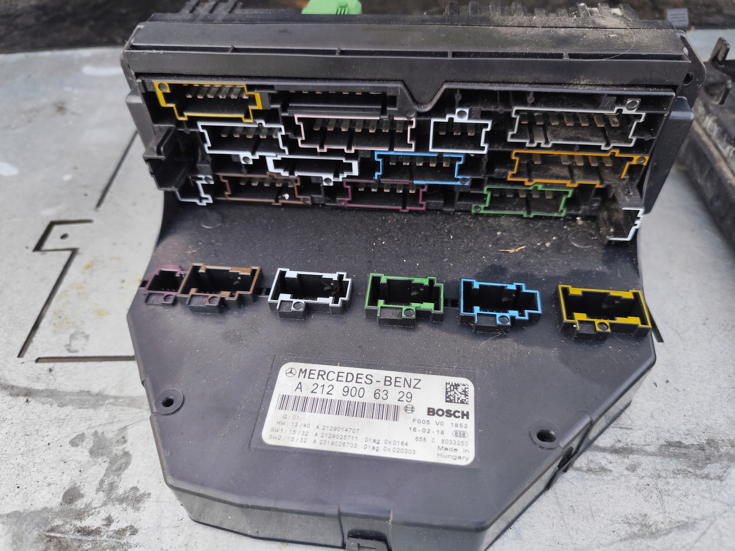 MERCEDES W212 LIFT Module SAM Module fusibles