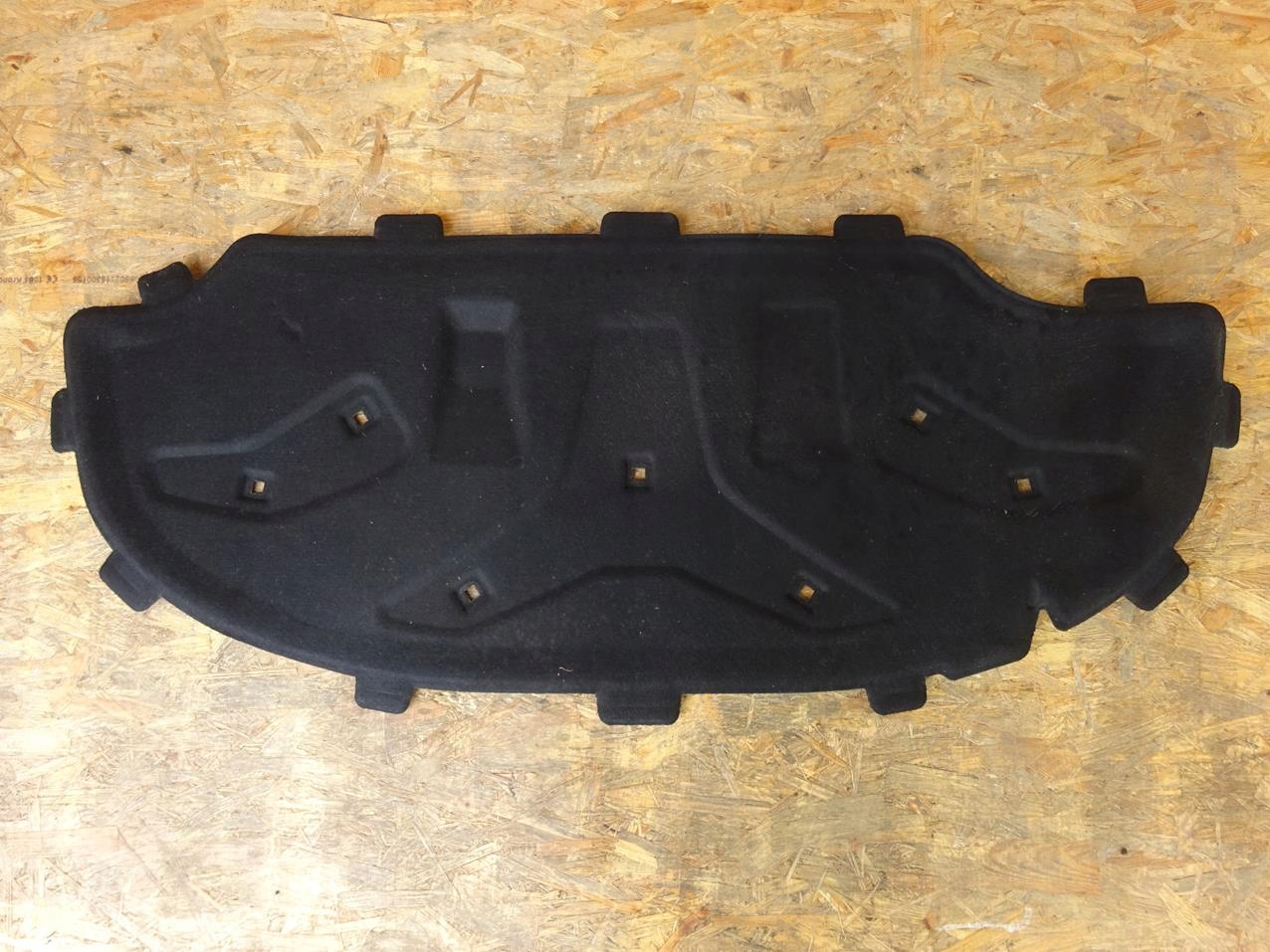 8P0863825L 8P0863825 - AUDI A3 8P LIFT 08-12 звукоизоляция софита капота