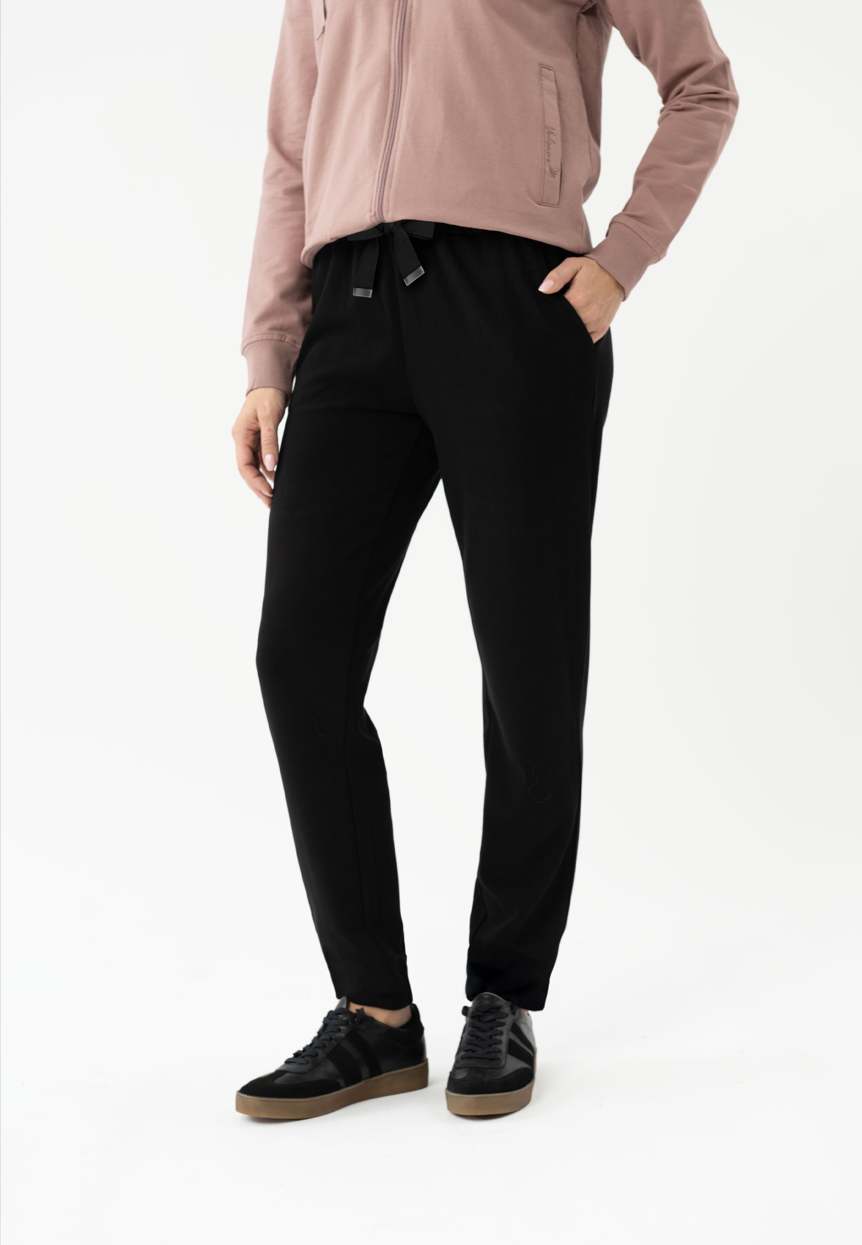 Damskie Spodnie Dresowe Bawełniane Czarne Volcano N-milla L