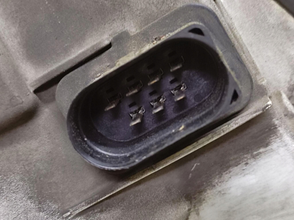 VW SHARAN and REFLEKTOR light right front 0301048302