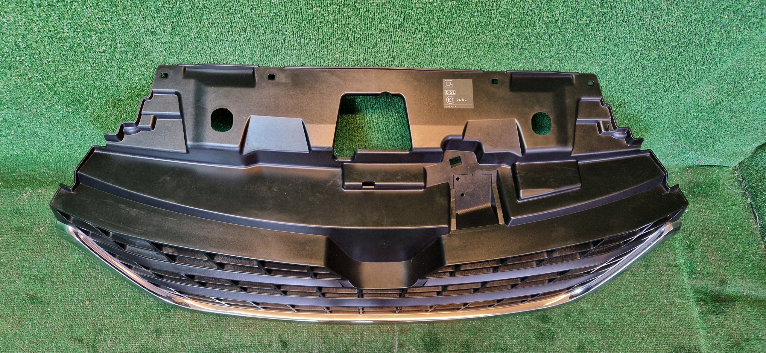 Renault Trafic L Kühlergrill FRONTGRILL Kühlergitter - Thumbnail 2