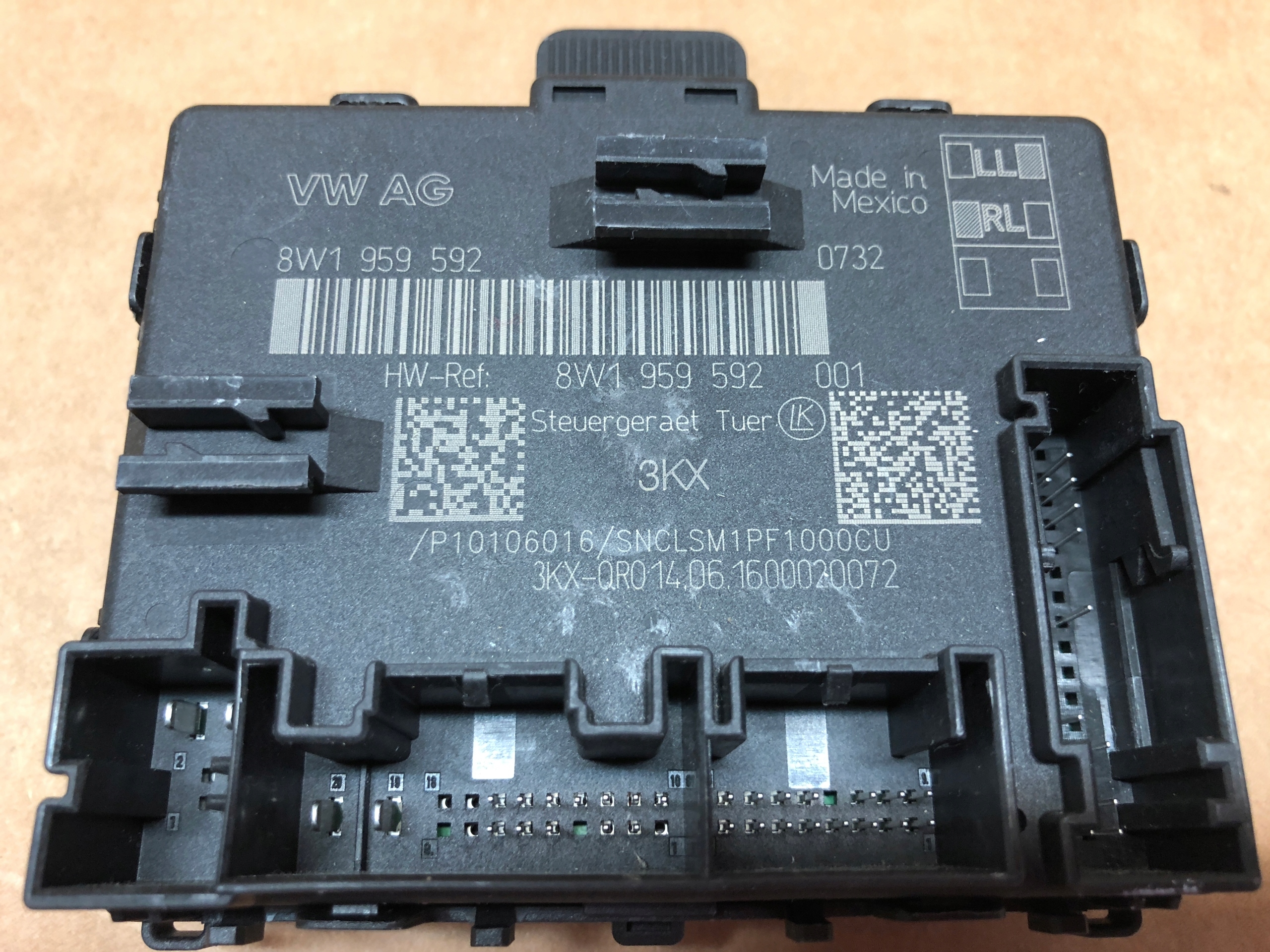 AUDI Q5 80A Bedienteil modul Tür 8W1959592
