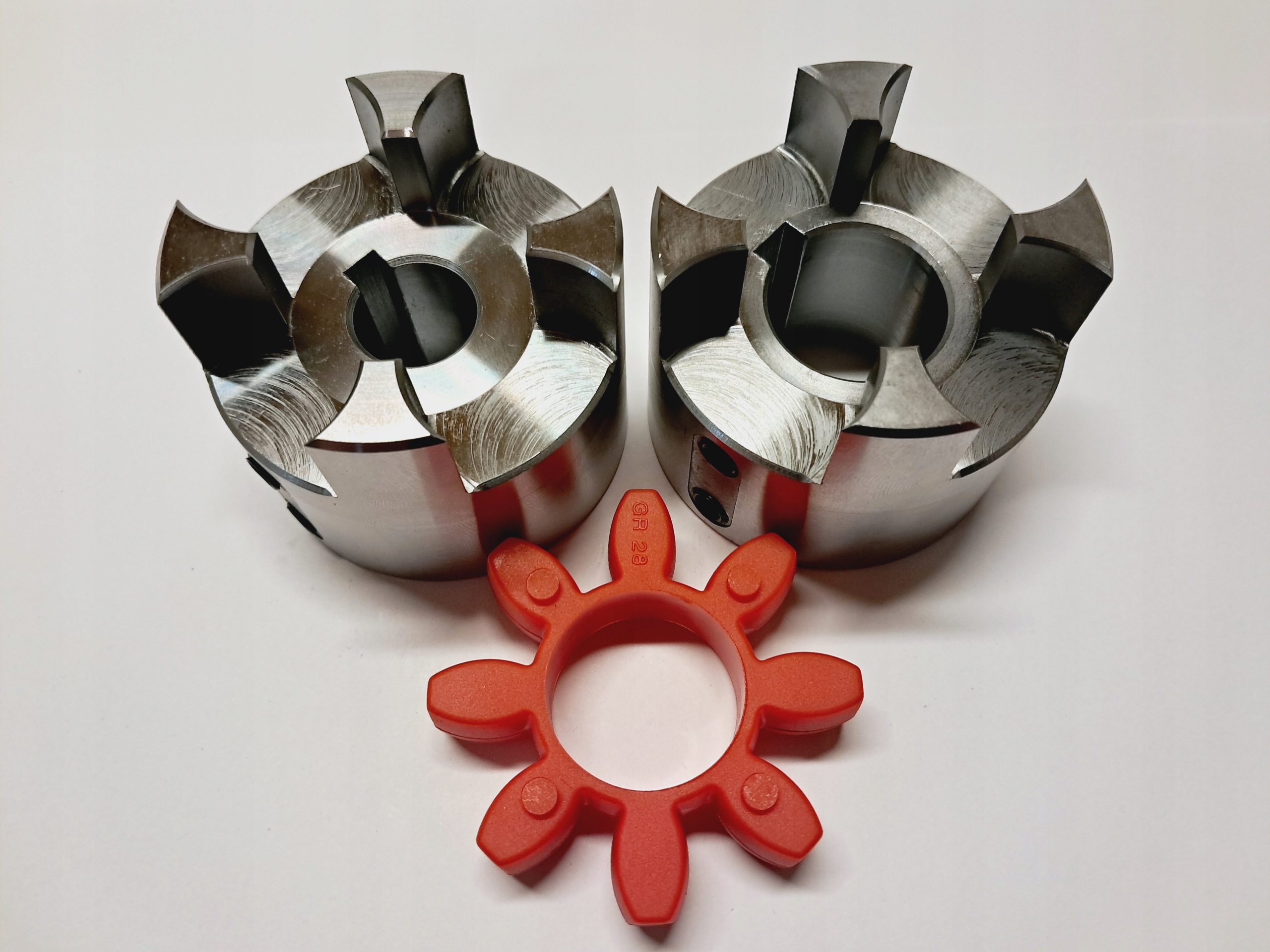 Čerpadlo Grudziądz spojkové otvory fi19 w6 fi28 w8 fi65 L90