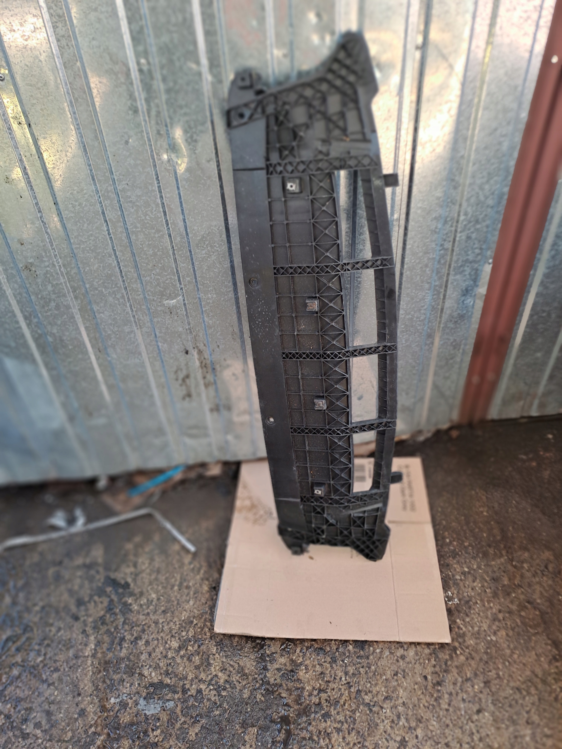 BLENDE ABDECKUNG ABDECKUNG UNTER STOSSSTANGE AUDI Q5 8R 8R0807233B