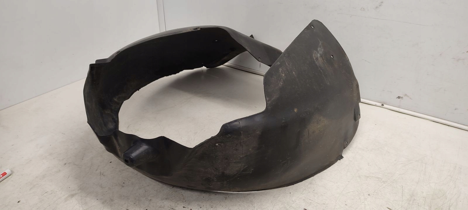 mudguard front front left Audi A4 B6 1,6 8V MPI
