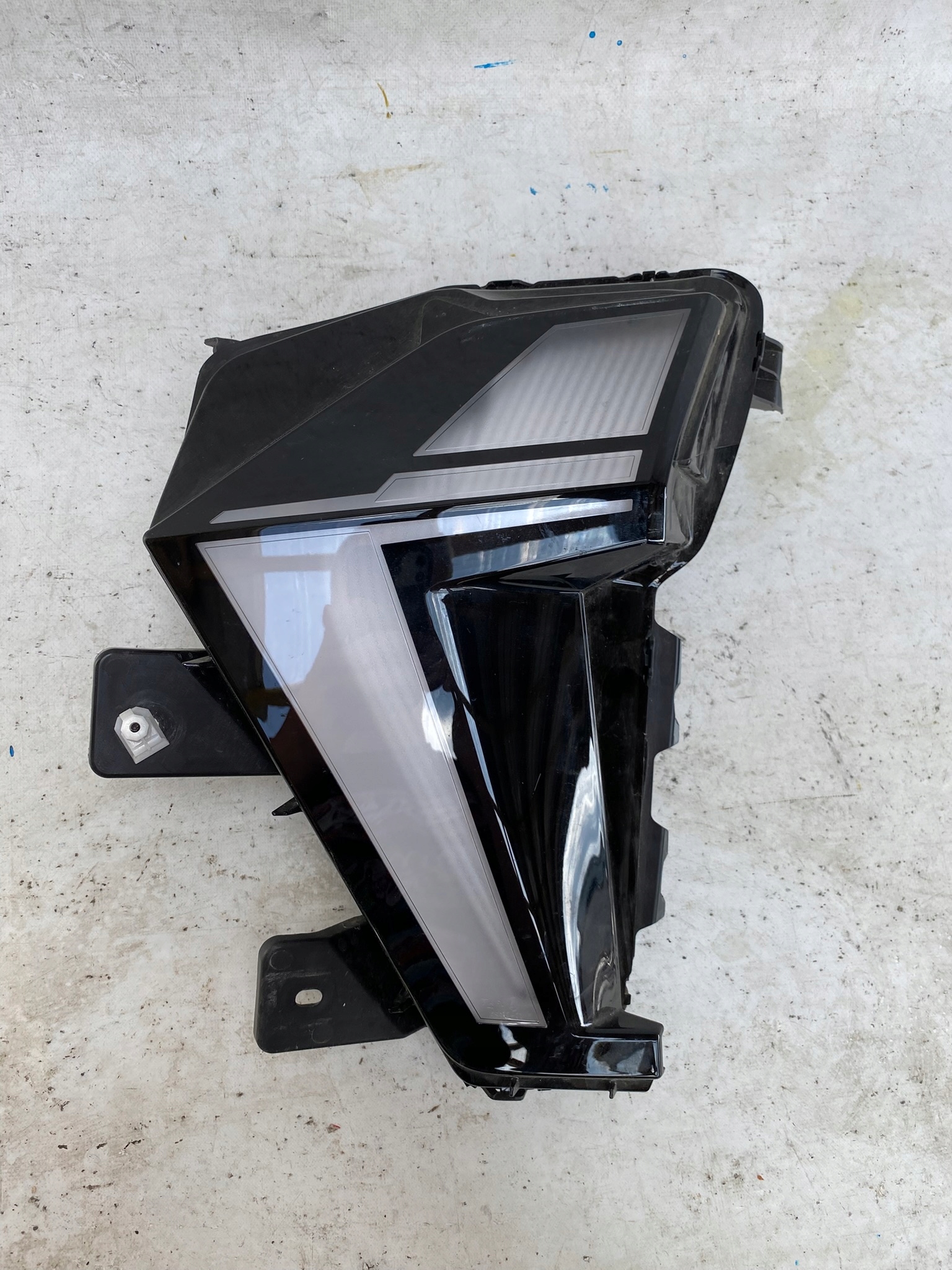 RENAULT CAPTUR II LIFT 24- MITSUBISHI ASX II 23- light DRL LED left front