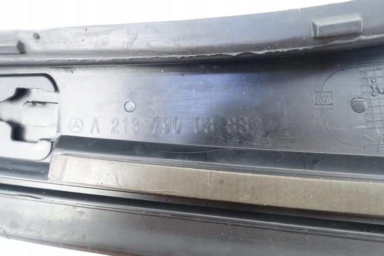 moulding left spoiler bonnet MERCEDES E W213 A2137900388