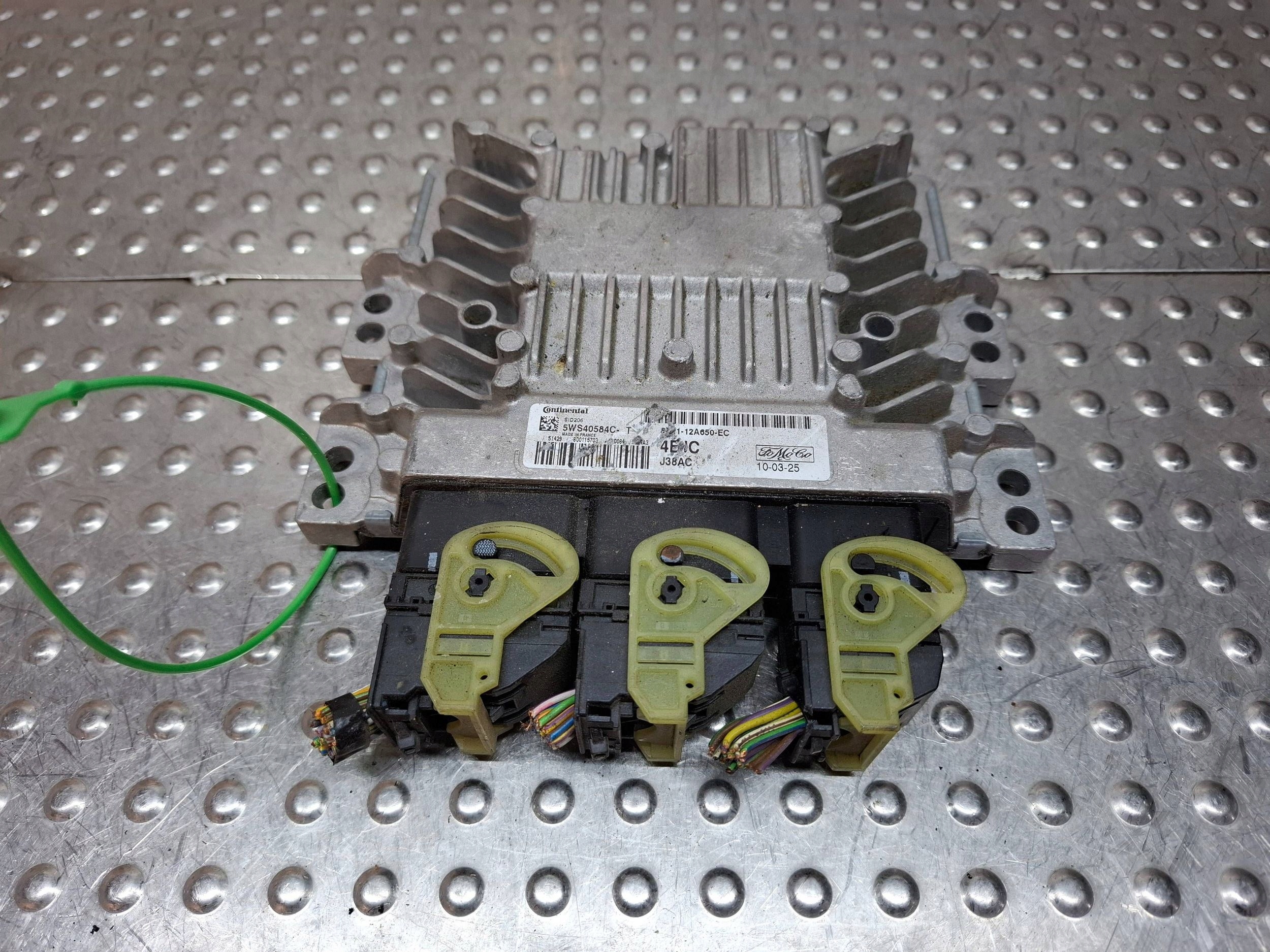 computer Centralina Motore 8V21-12A650-EC FORD FIESTA MK7 1.4 TDCI