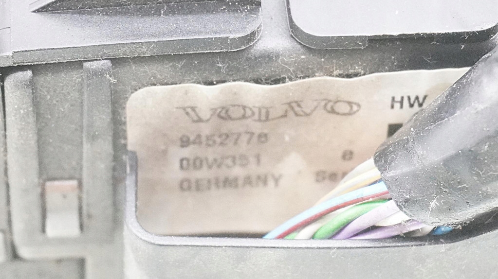 volvo S80 и S60 V70 II блок предохранителей модуль CEM 9452778