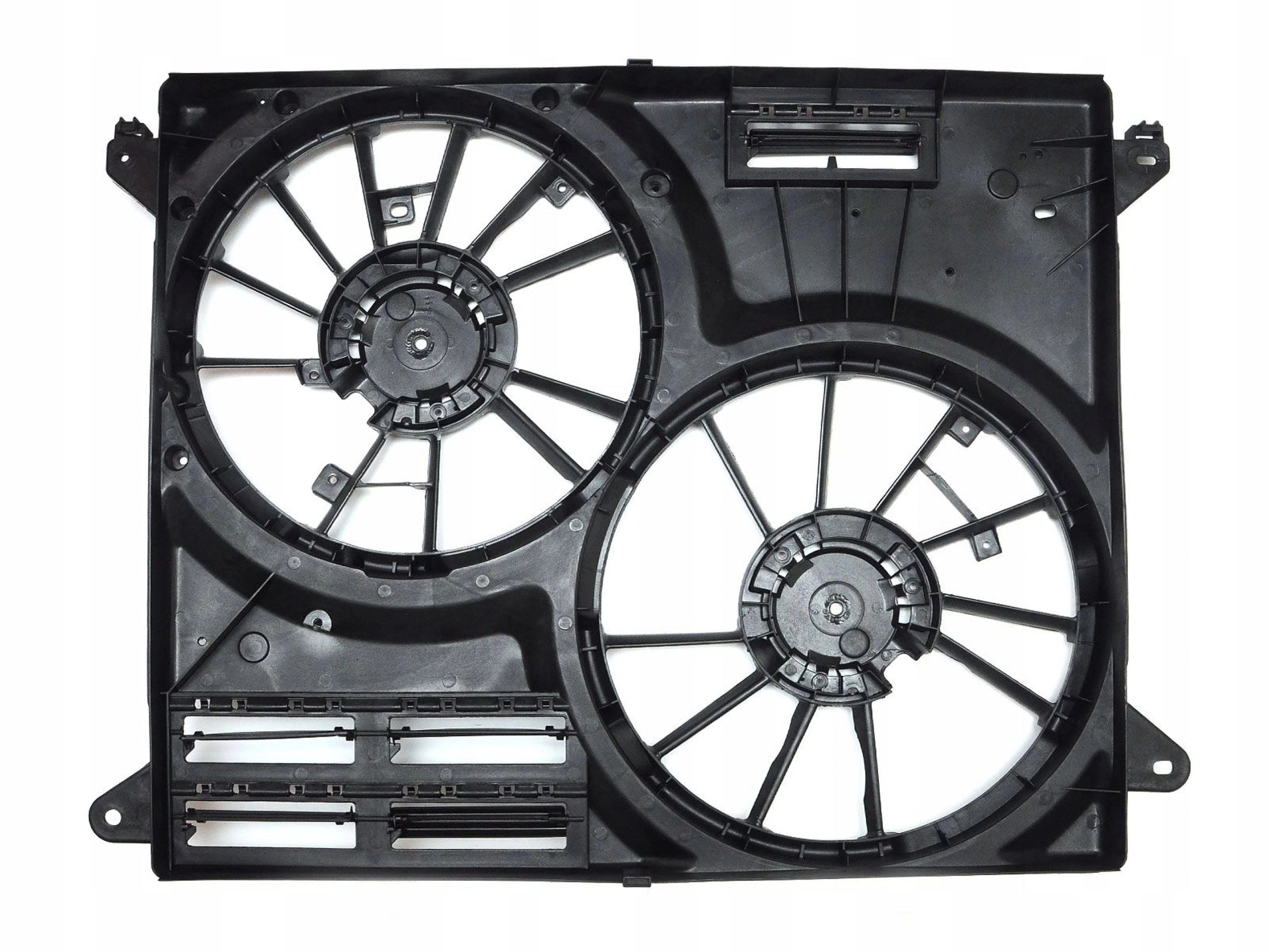 Ford Edge 15-18 Kryt Ventilátoru chladiče F2GZ8C607E