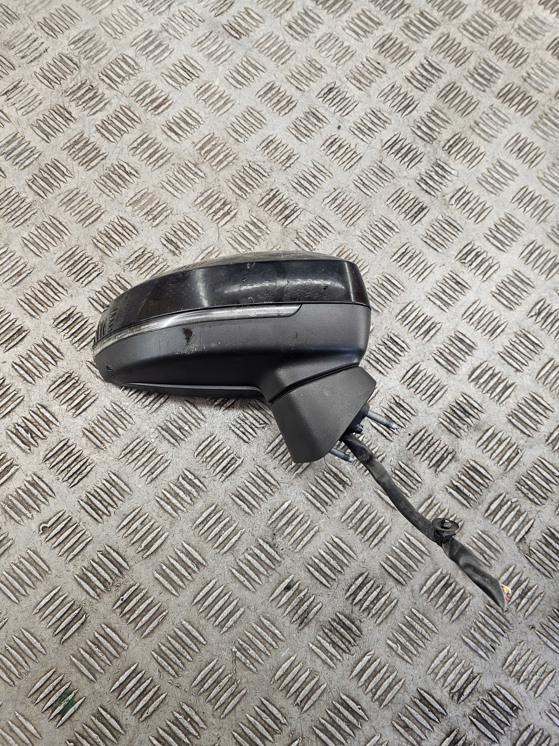 mirror right 021262 Audi A3 III (2013- 2020) 8V colour LZ9Y