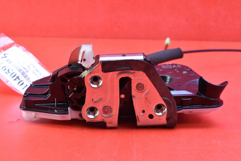 lock door left front front EU TOYOTA COROLLA E21 sedan LIFT 19-21