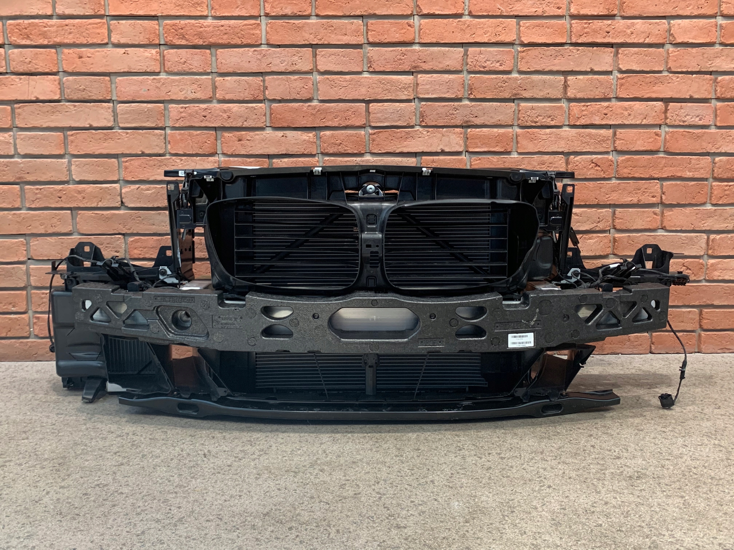 BMW 5 GT F07 LCI PAS PRZEDNI CHŁODNICE 528i