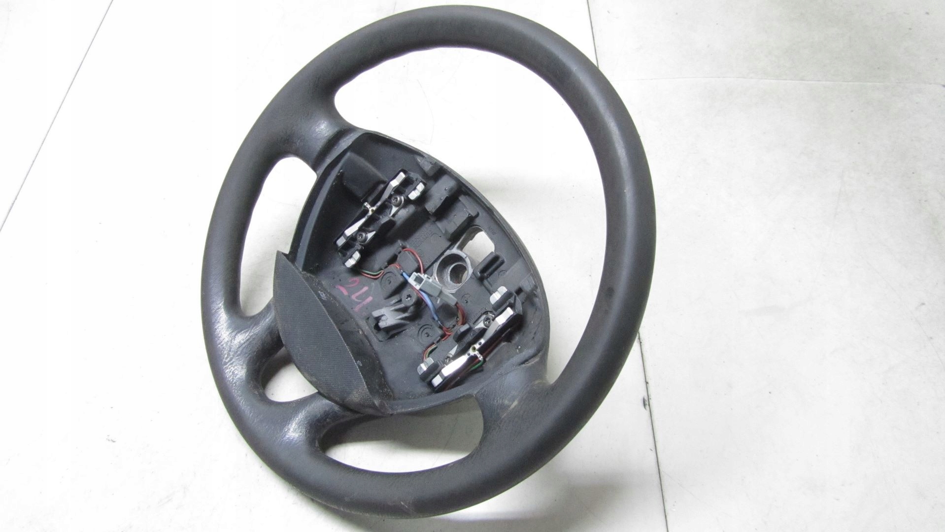 RENAULT TRAFIC II KIEROWNICA 01-14 Producent części Renault OE