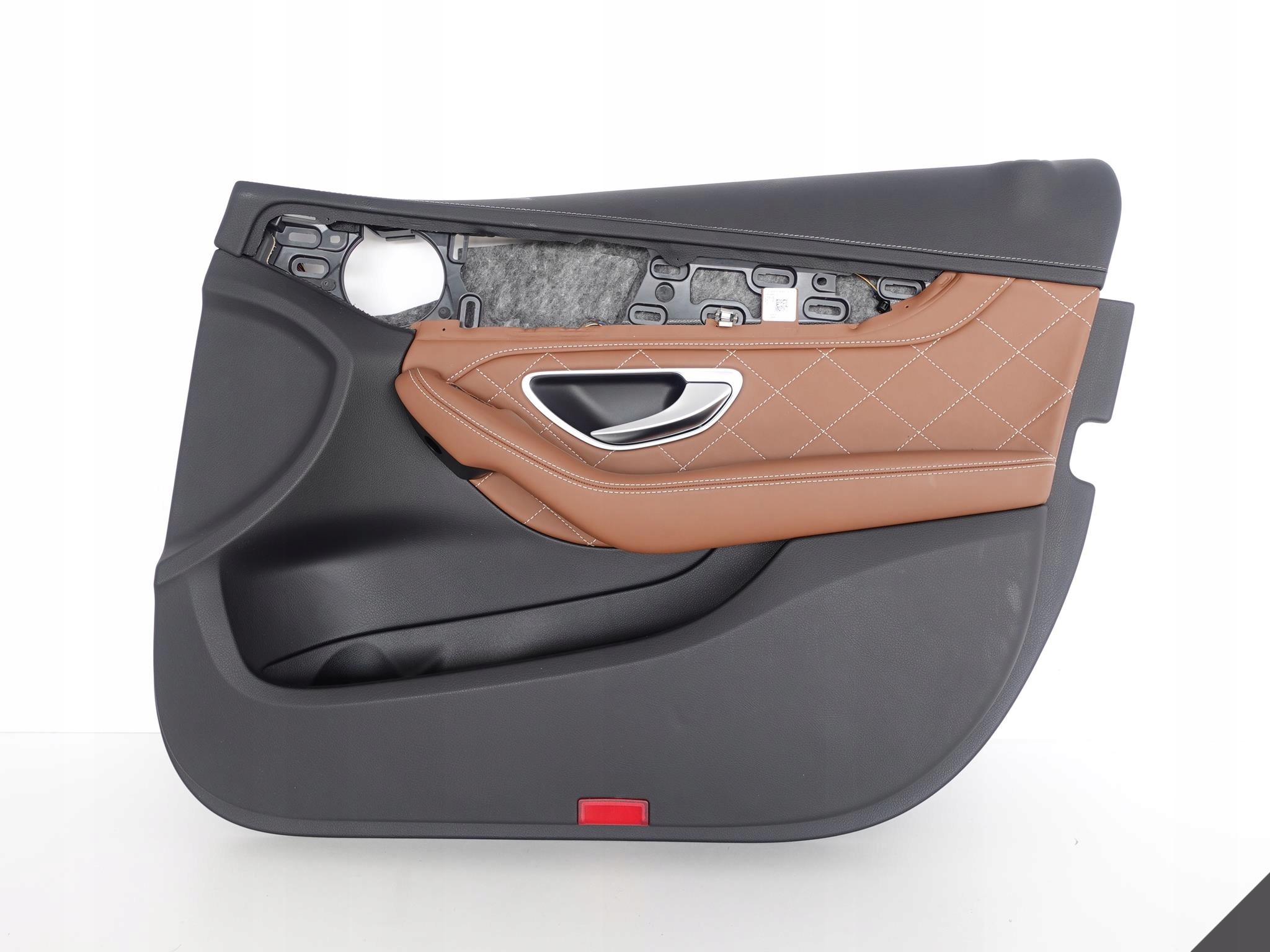 MERCEDES C W205 DESIGNO AMG TAPICERKA PRAWA PRZÓD