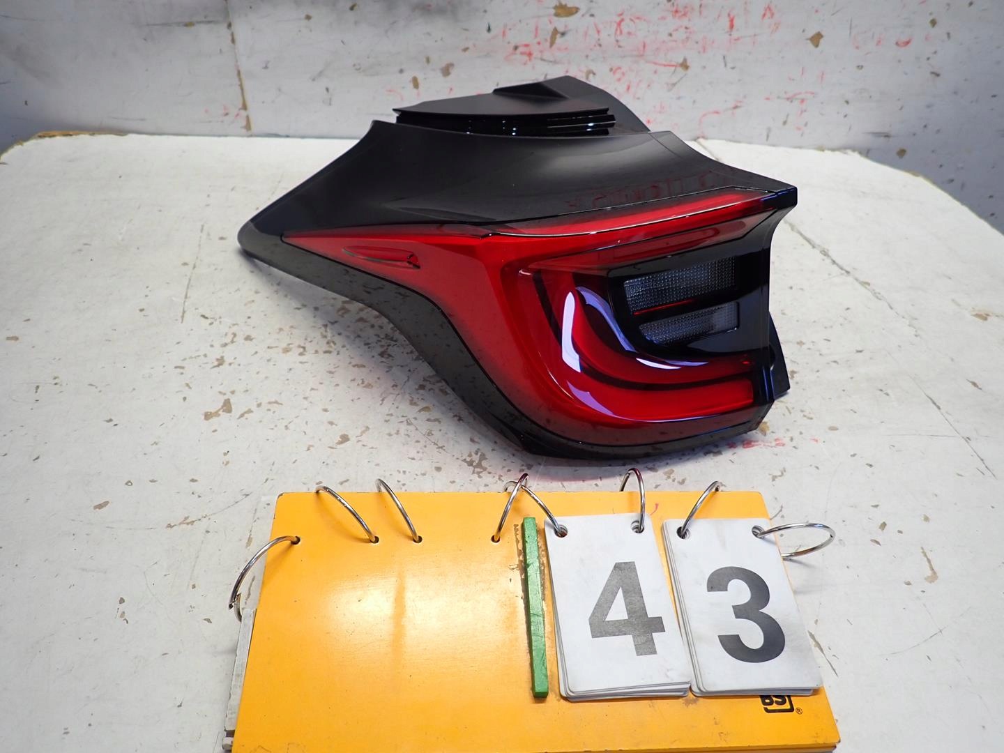 light rear part rear left TOYOTA YARIS IV 2020