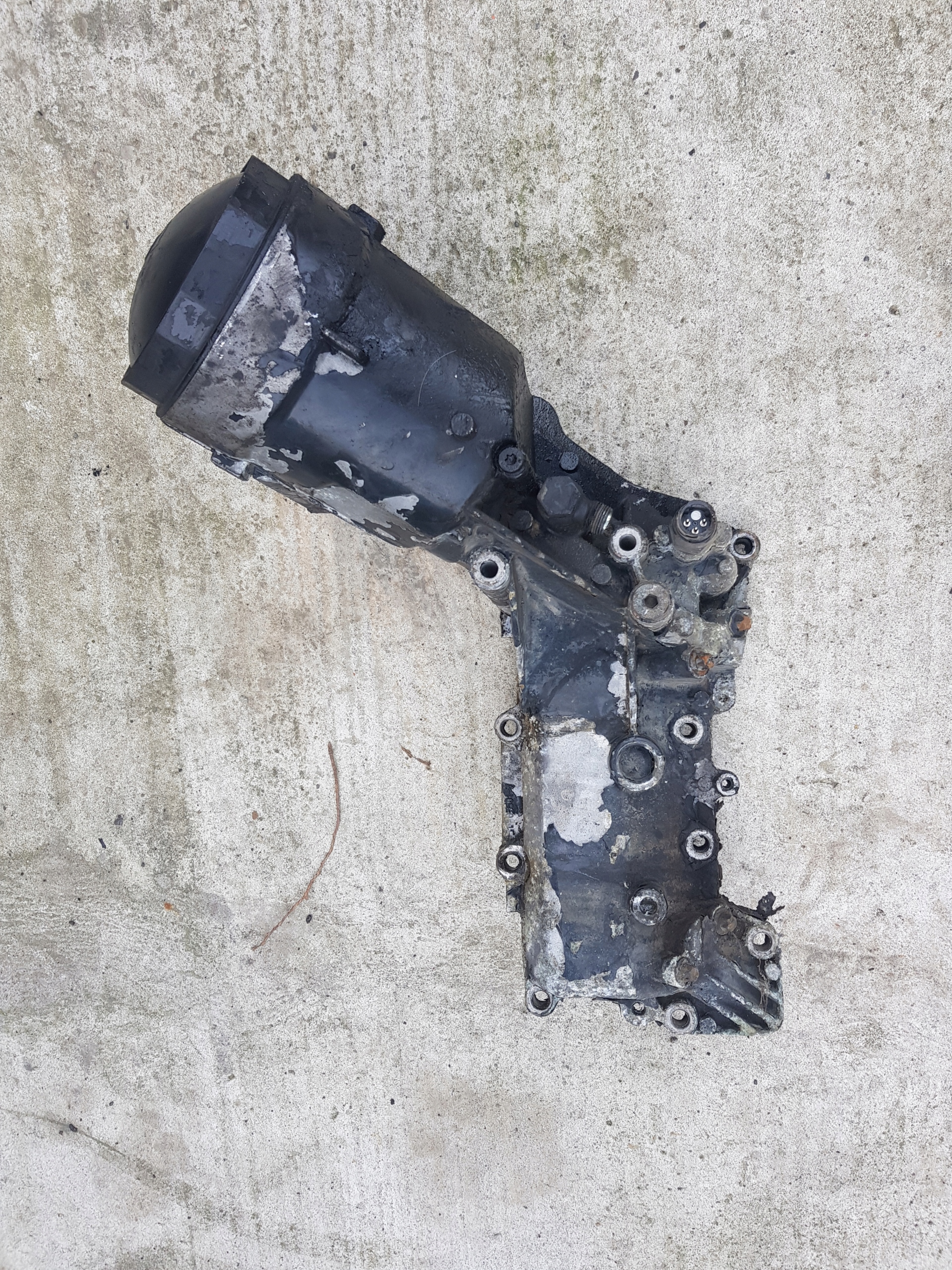 Man Tga F2000 Podstawa filtra oleju