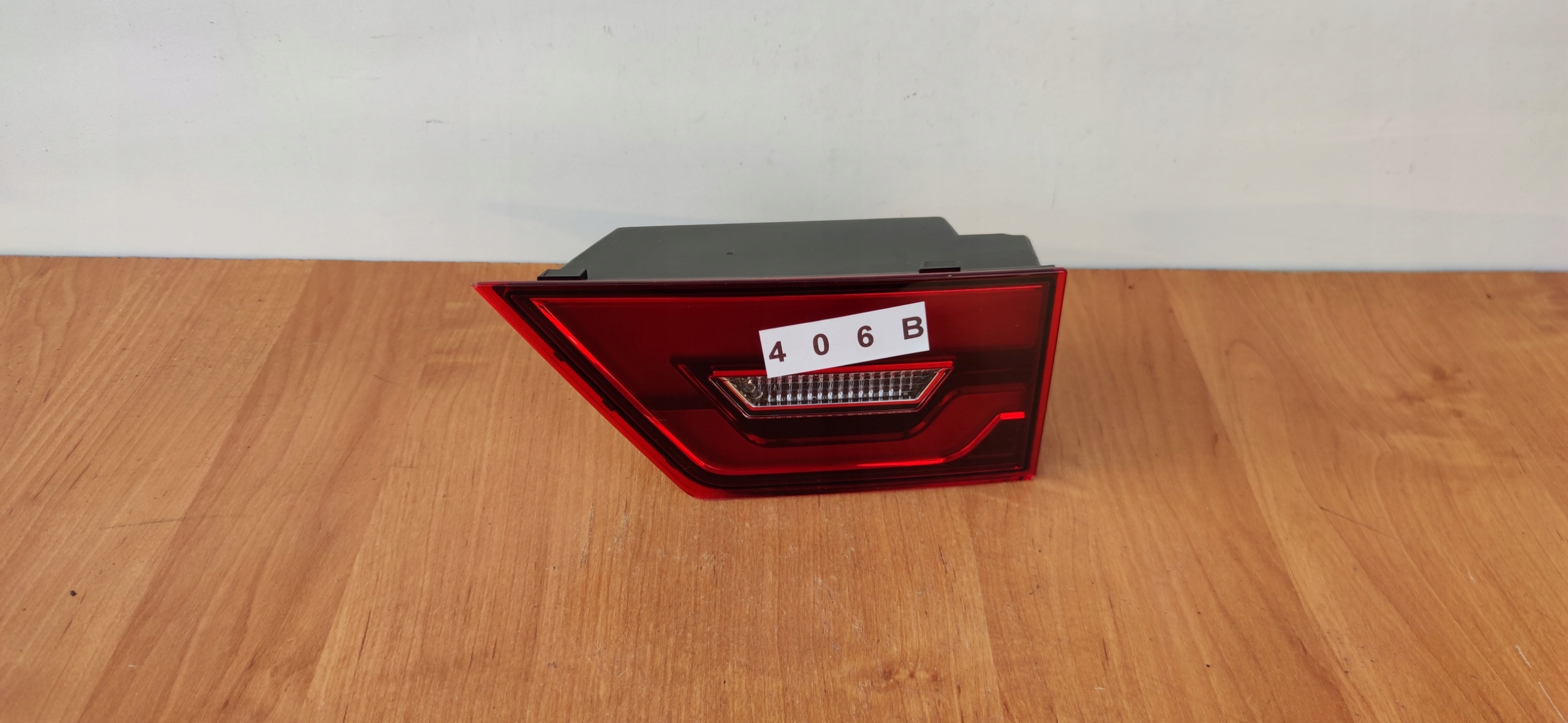 JAGUAR E-PACE right light to the bonnet rear part FULL LED RH