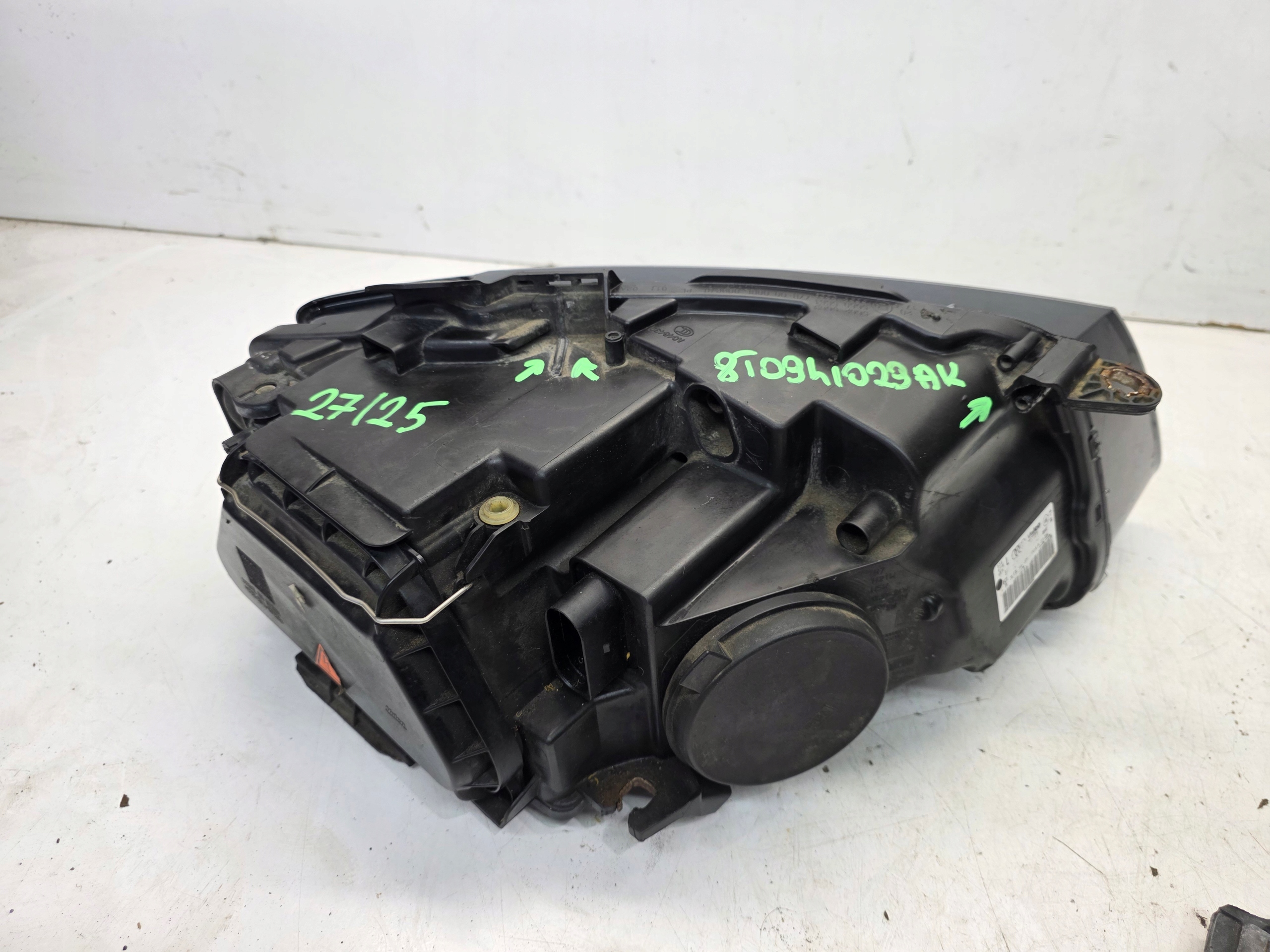 REFLEKTOR light left front BI XENON LED AUDI A5 8T 8T0941029AK EU 27/25