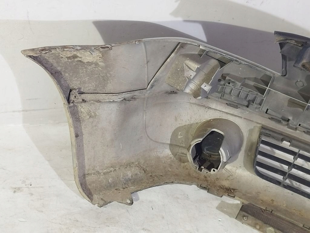 Citroen C2 and bumper front front