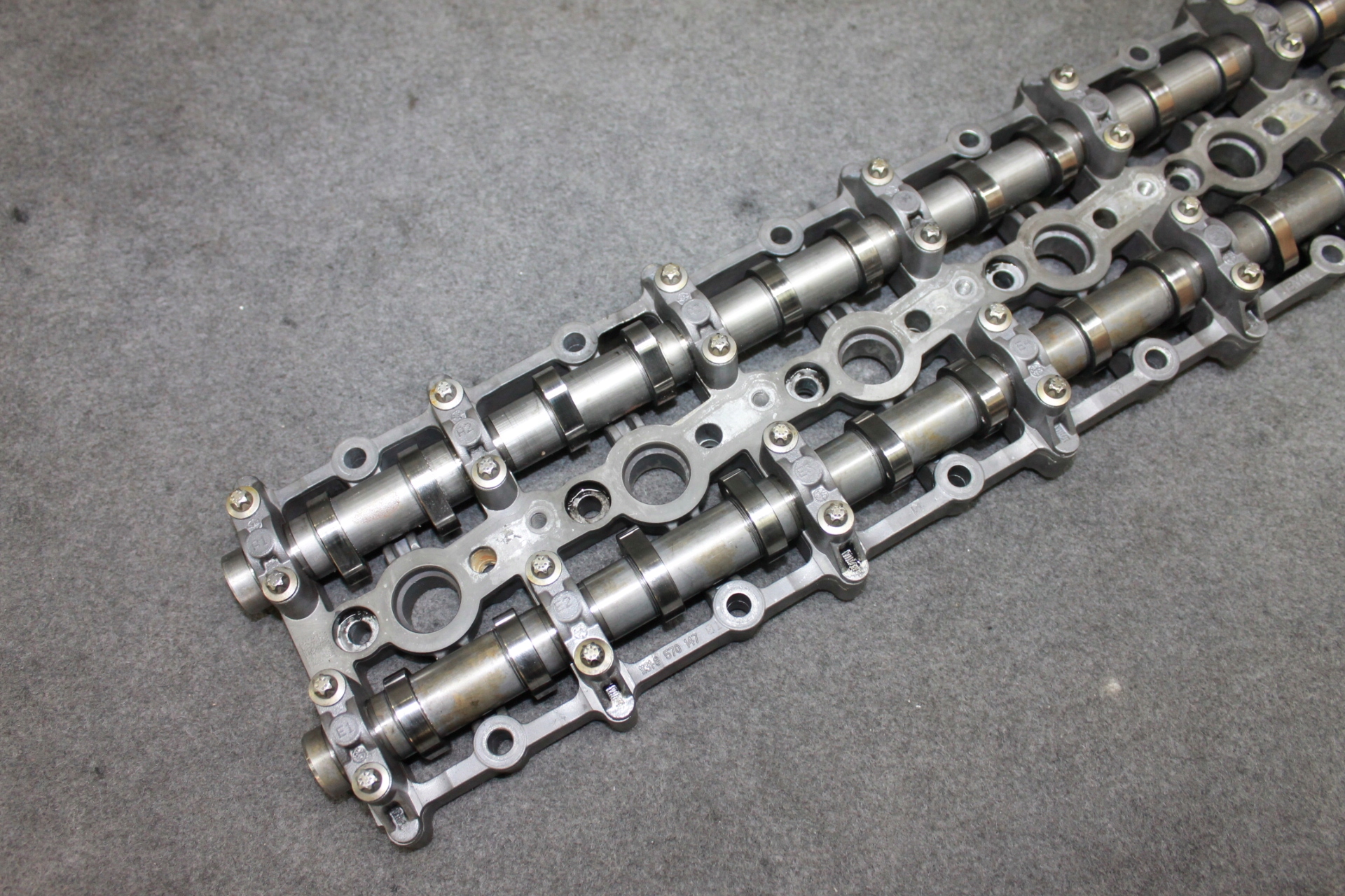 BMW G30 G11 G01 G05 3.0D 4.0D B57D30 vačky hlavy