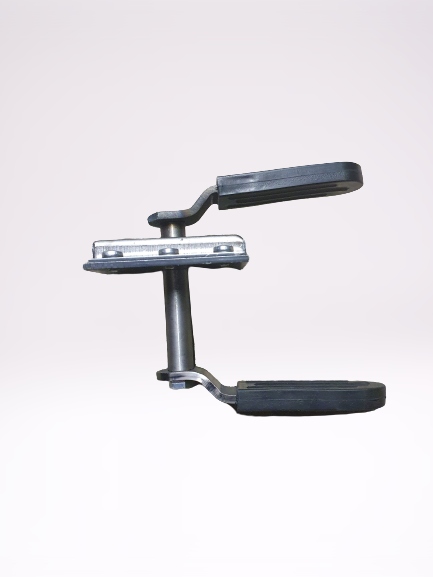 Zamek drzwi C330 Ursus C-330 C-360 PRAWY