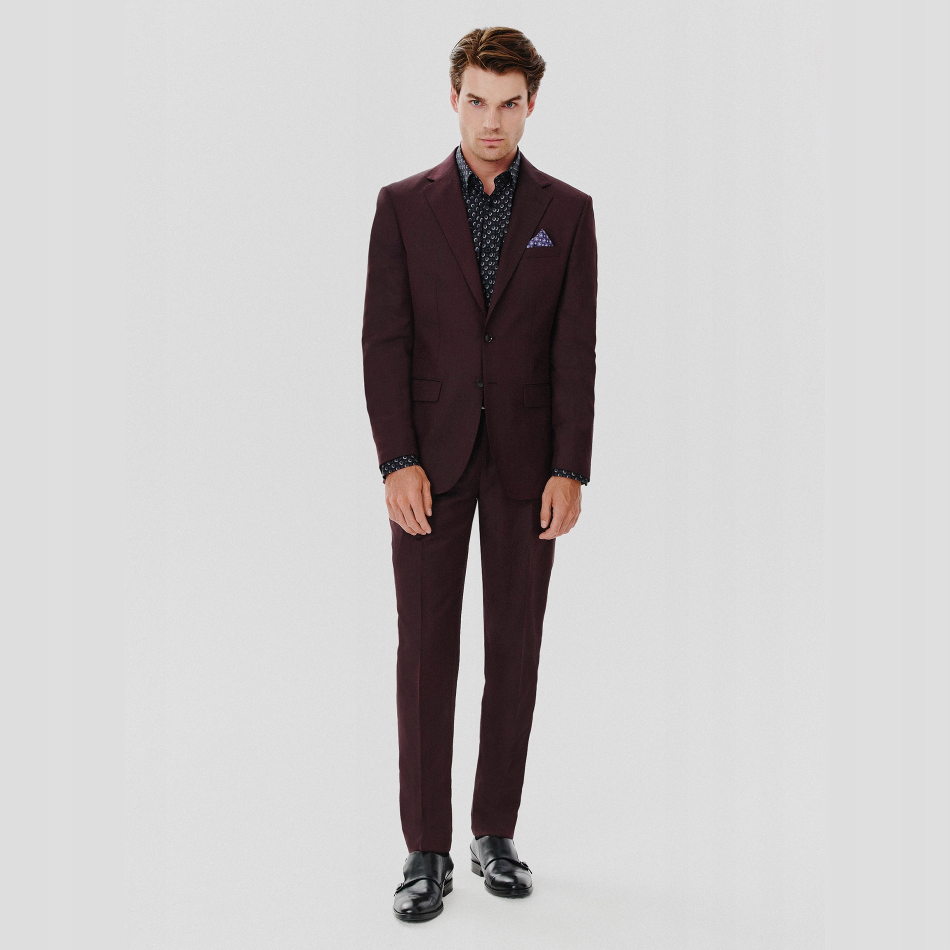 Bordó hladký pánský elegantní oblek Pako Lorente vel