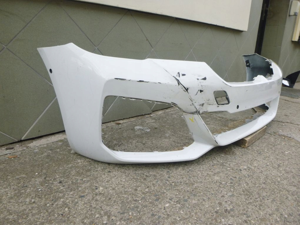 BMW 5 G30 G31 LIFT LCI M PAKIET FRONTSTOSSSTANGE