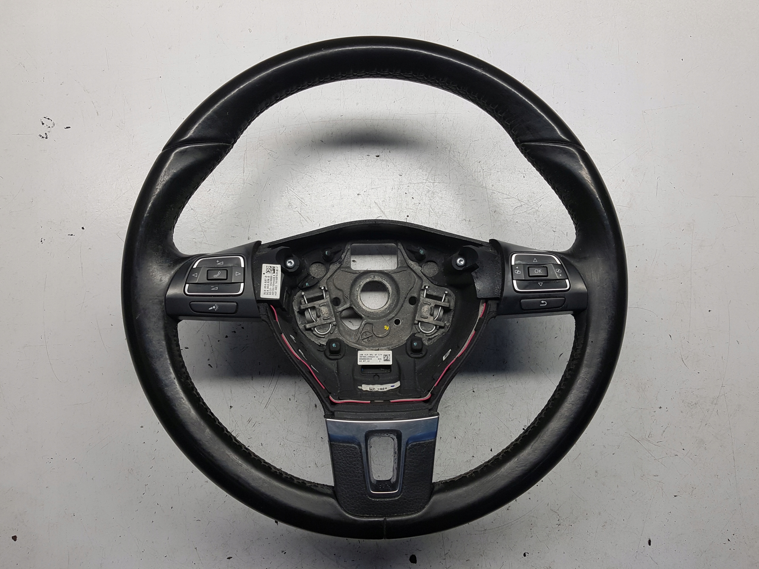 VW GOLF VI 08-13r PASSAT B7 KIEROWNICA SKÓRZANA