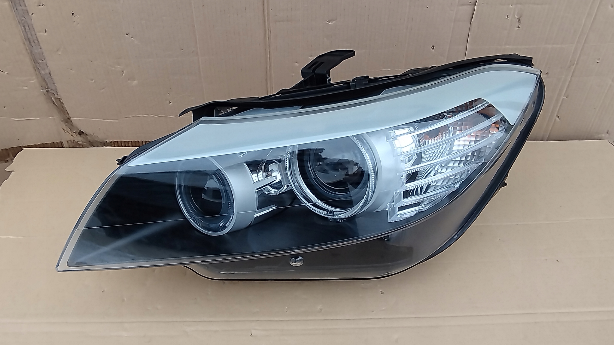 Фара BMW Z4 E89 БИ КСЕНОН ЛЕВА NIESKRETNAel09993301ak + БИ КСЕНОН НЕНАВЯЗЧИВЫЙ ЛЕВЫЙ ФАРА BMW Z4 E89 EU ОРИГИНАЛ