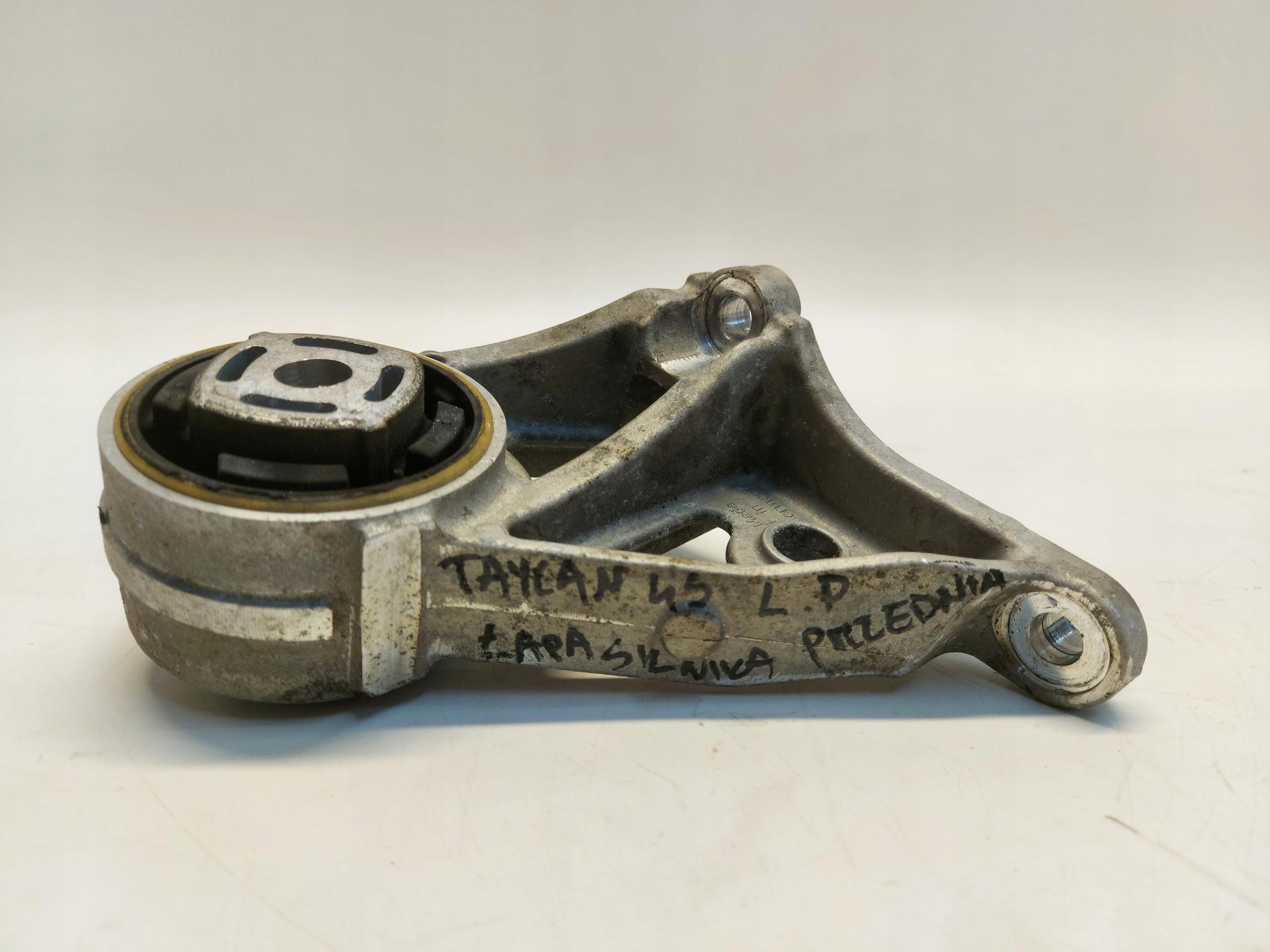 Porsche Taycan 4S 9J1 2022 holder engine mount left front front