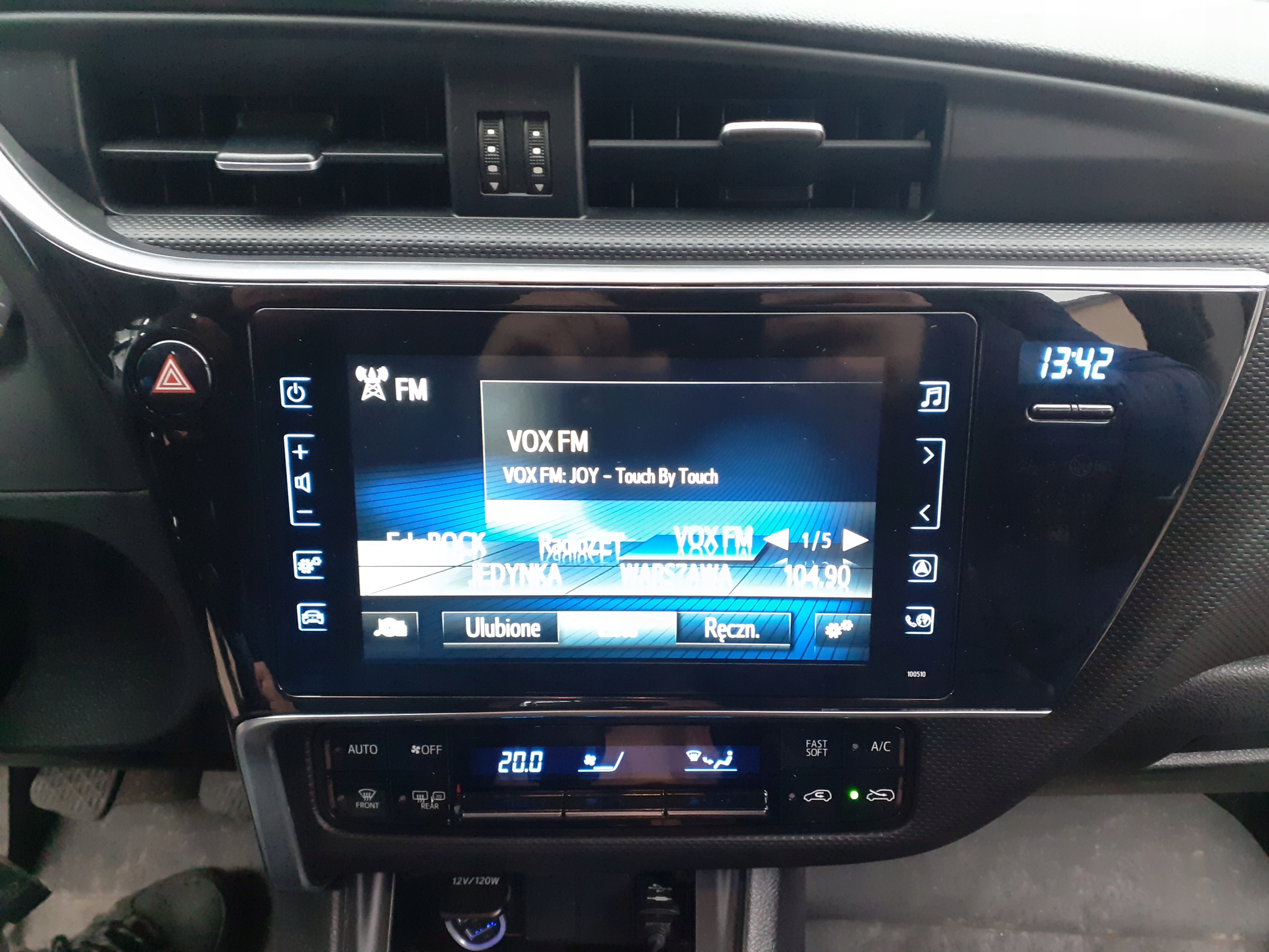 Toyota auris radio !!!!!